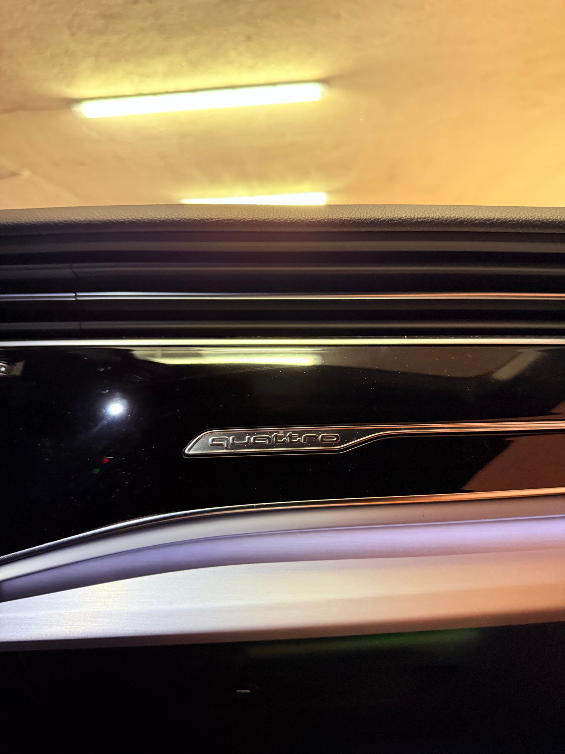 Audi Q8 S-LINE MILD-HYBRID CON SOLI 17.621 KM 29