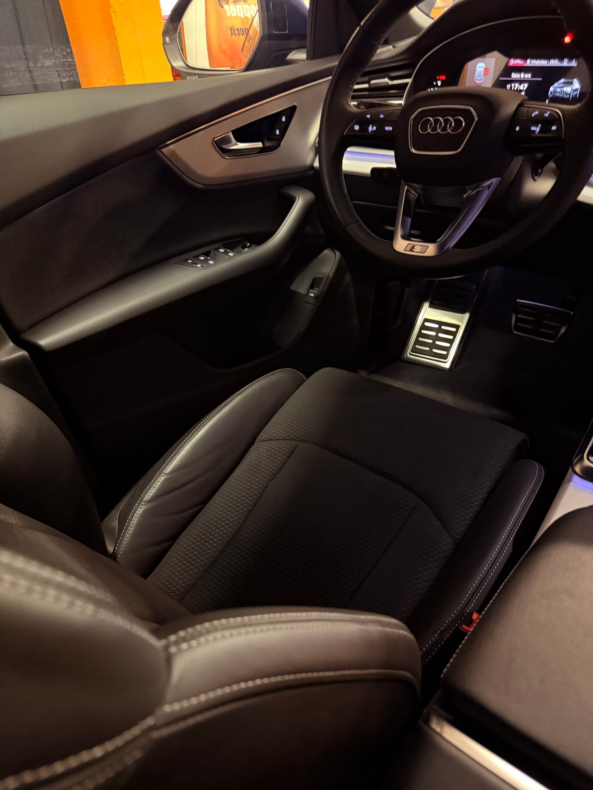 Audi Q8 S-LINE MILD-HYBRID CON SOLI 17.621 KM 39