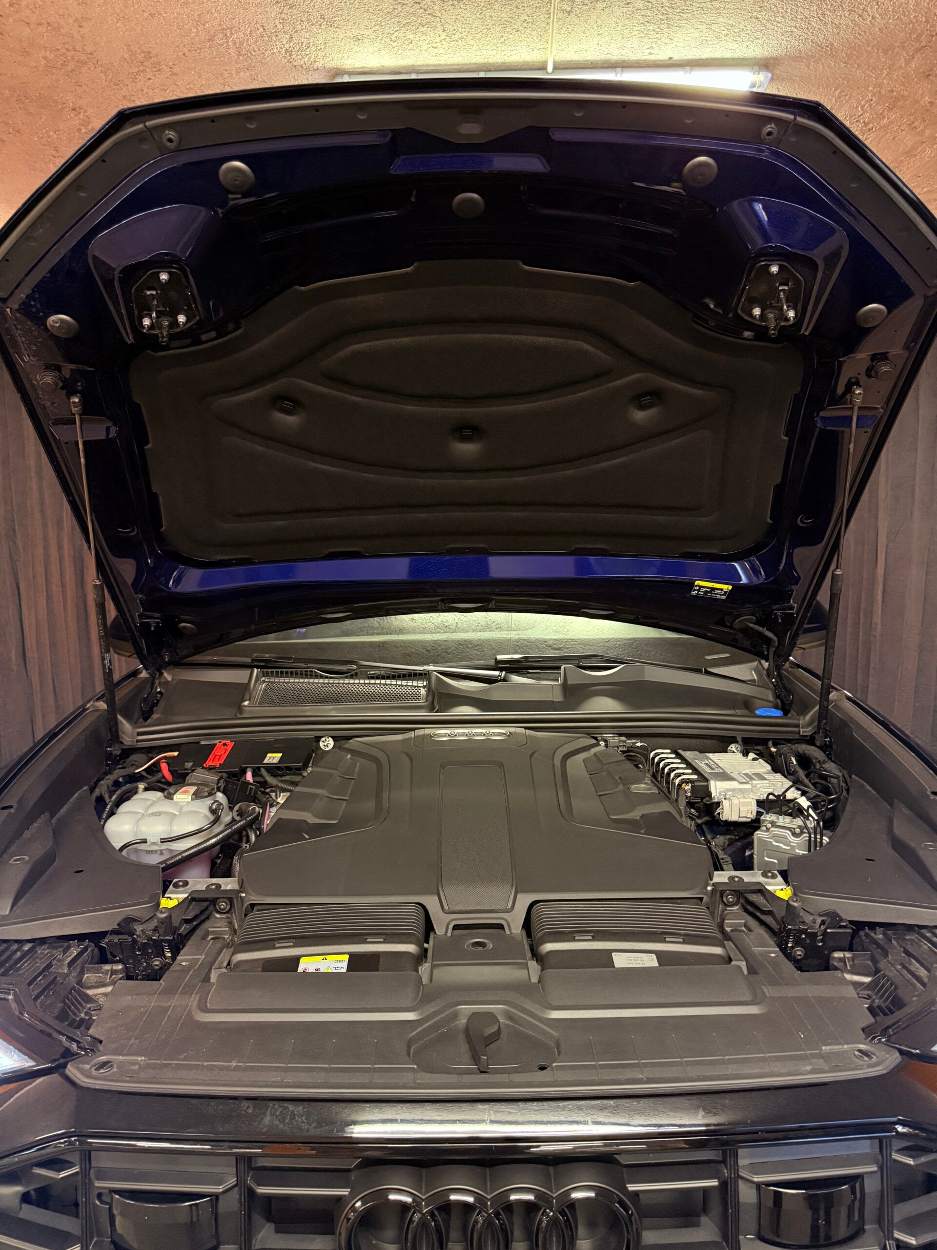 Audi Q8 S-LINE MILD-HYBRID CON SOLI 17.621 KM 43