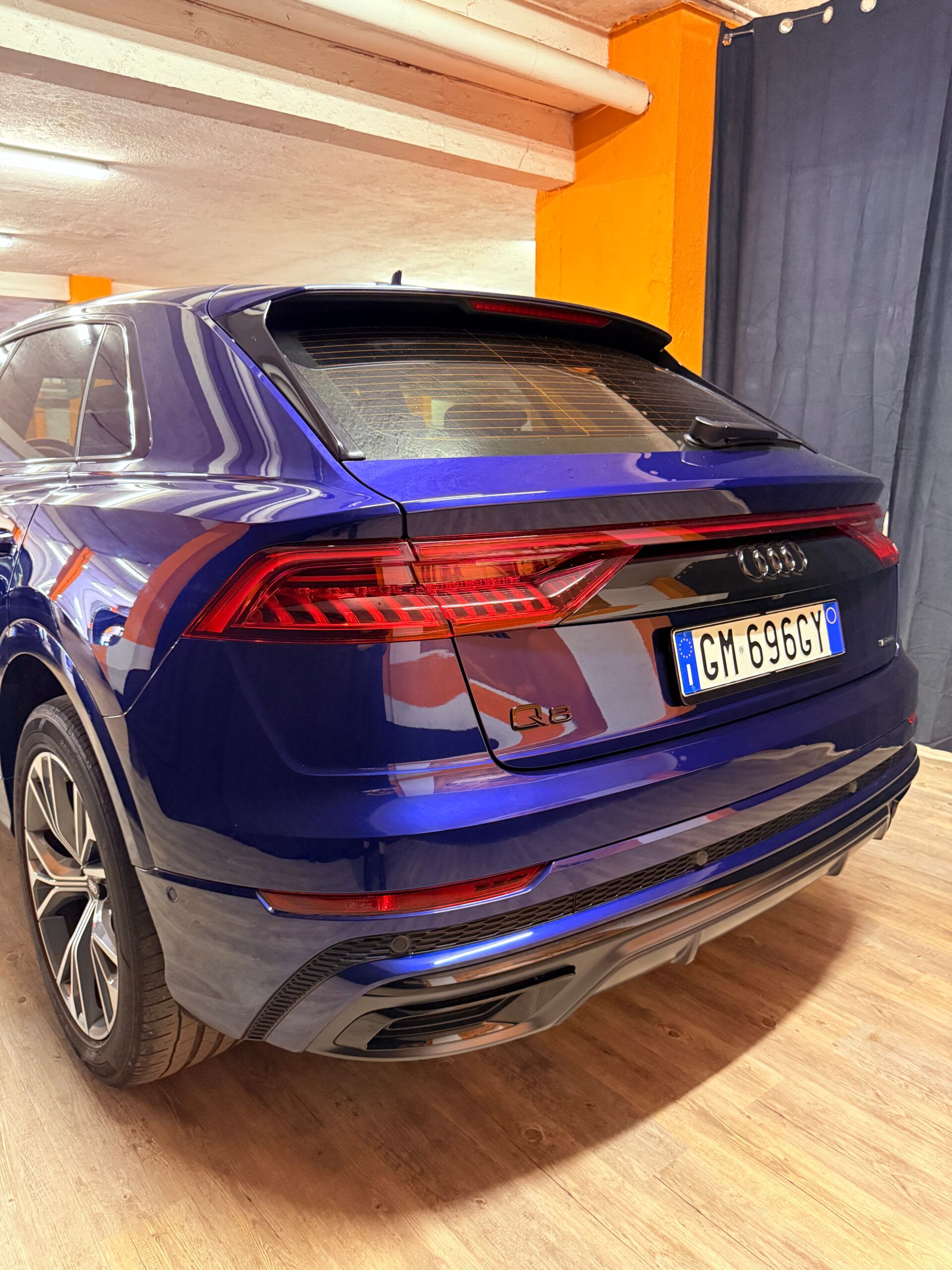 Audi Q8 S-LINE MILD-HYBRID CON SOLI 17.621 KM 98