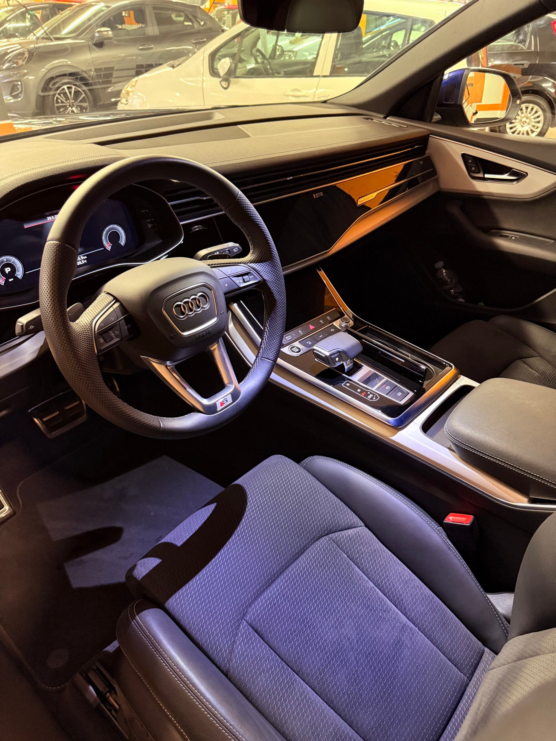 Audi Q8 S-LINE MILD-HYBRID CON SOLI 17.621 KM 121