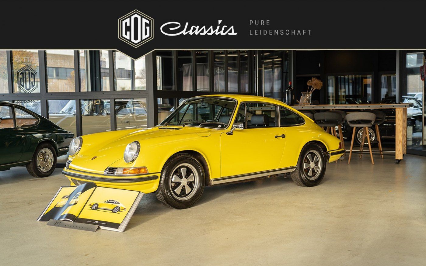 Porsche 911 T 2.4  Ölklappe 18