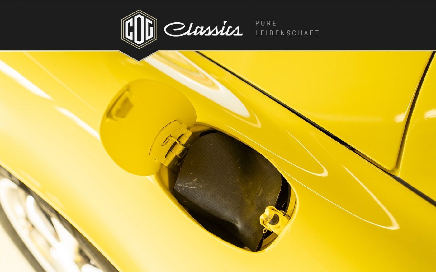 Porsche 911 T 2.4  Ölklappe 51