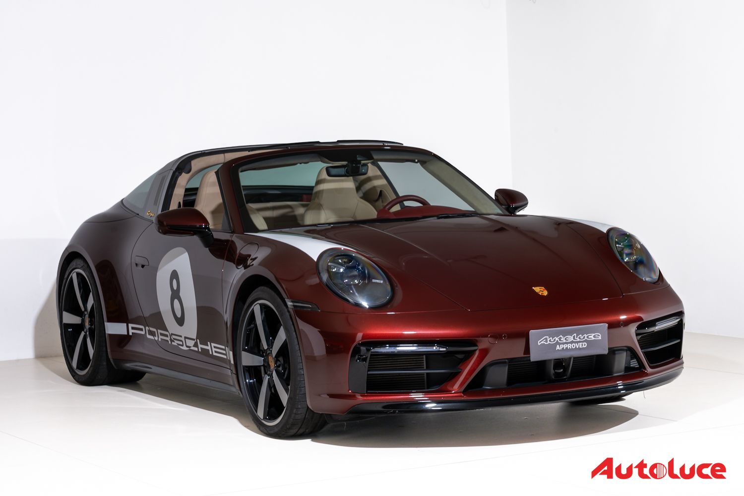 Porsche 911 4S TARGA HERITAGE DESIGN EDITION 3