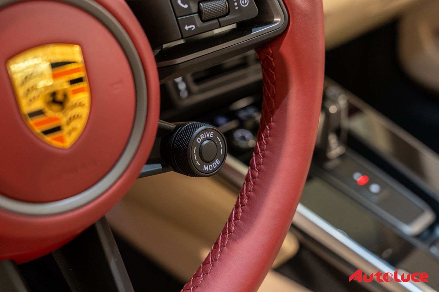 Porsche 911 4S TARGA HERITAGE DESIGN EDITION 28