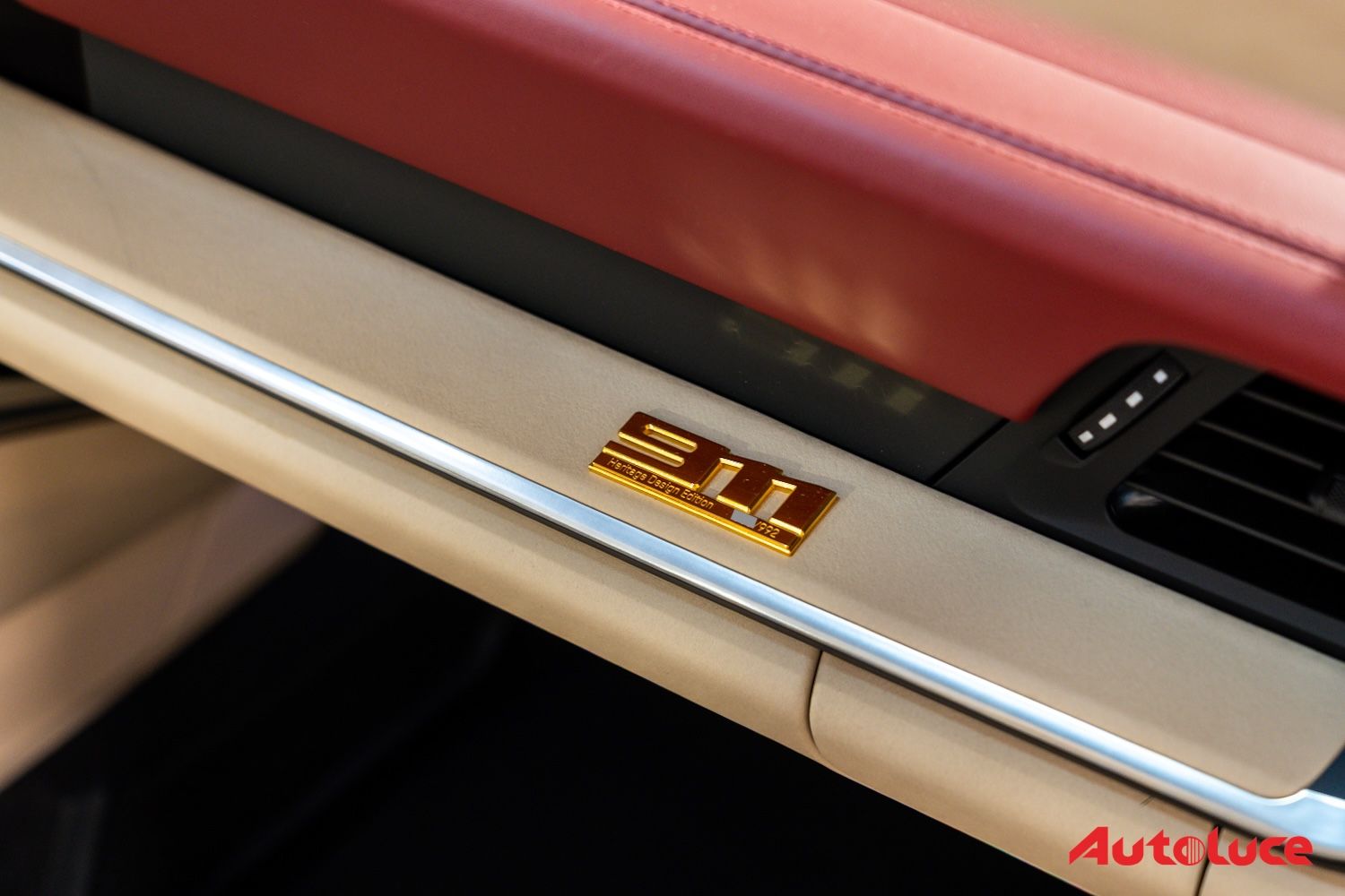 Porsche 911 4S TARGA HERITAGE DESIGN EDITION 31