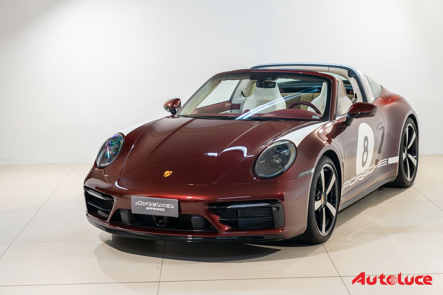 Porsche 911 4S TARGA HERITAGE DESIGN EDITION 46