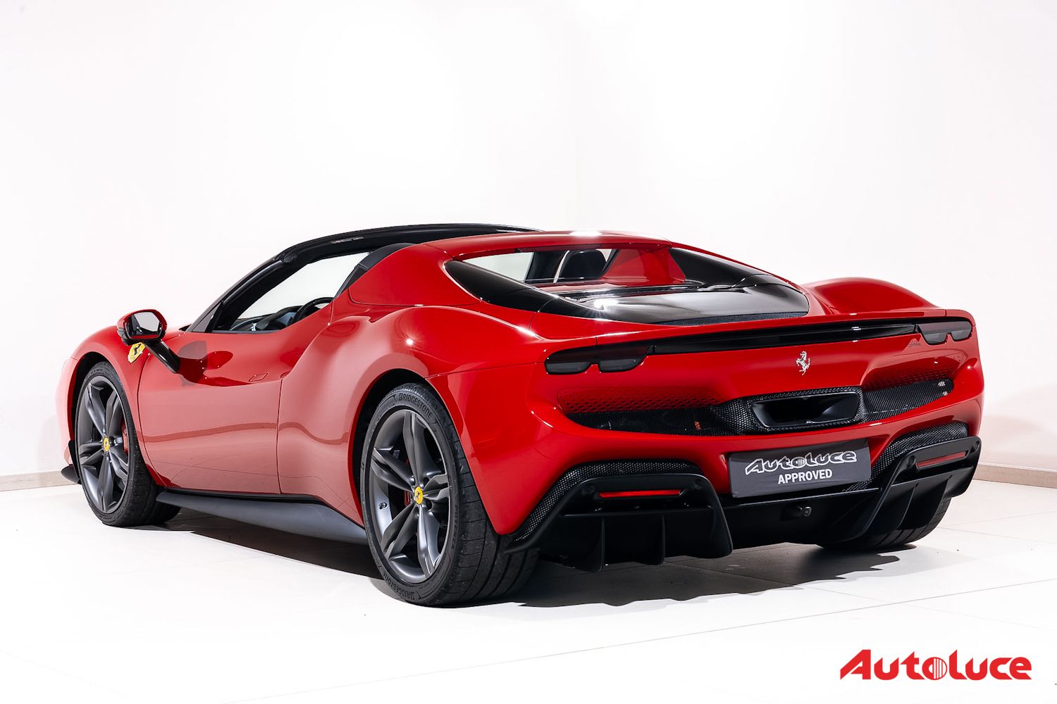 Ferrari 296 GTS 6