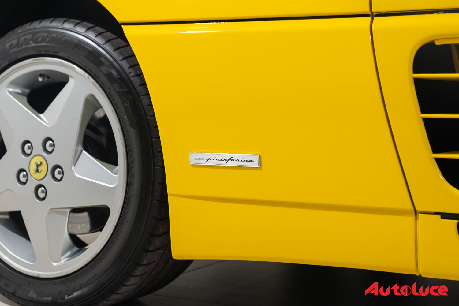 Ferrari 348 SPIDER 11