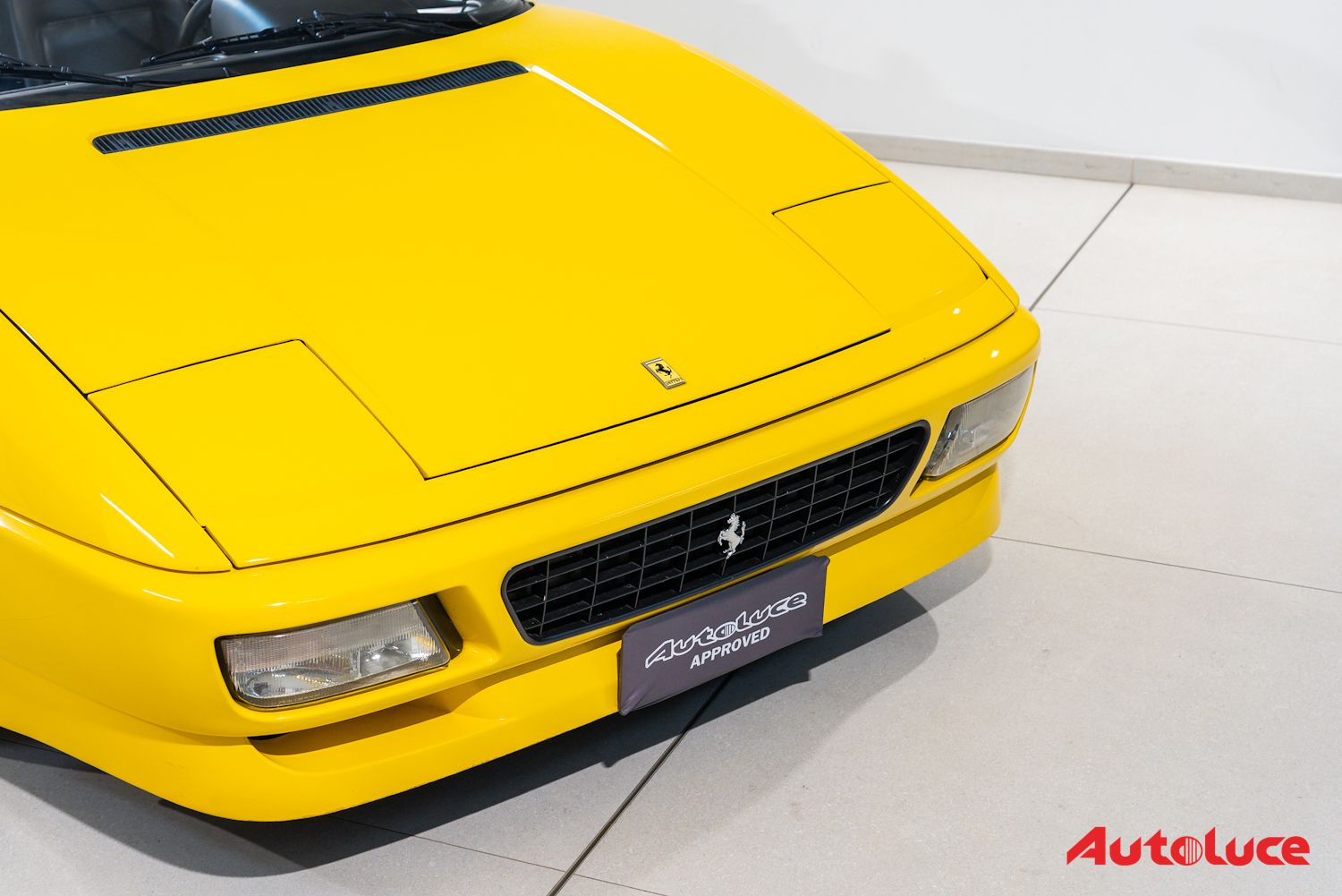 Ferrari 348 SPIDER 33