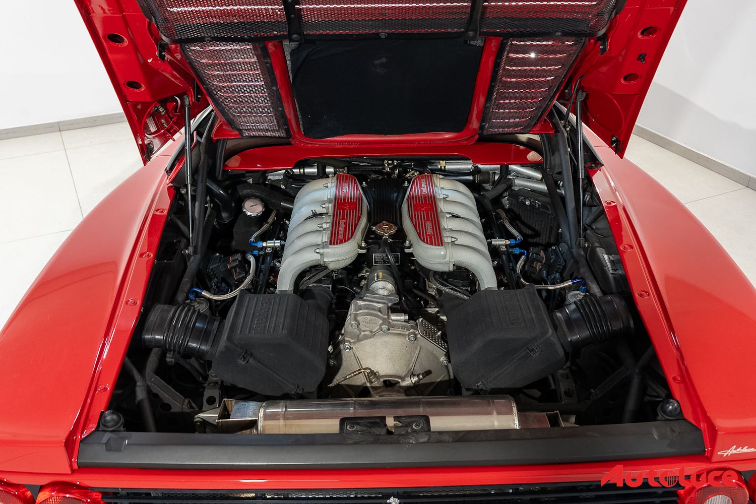 Ferrari F512 M 38
