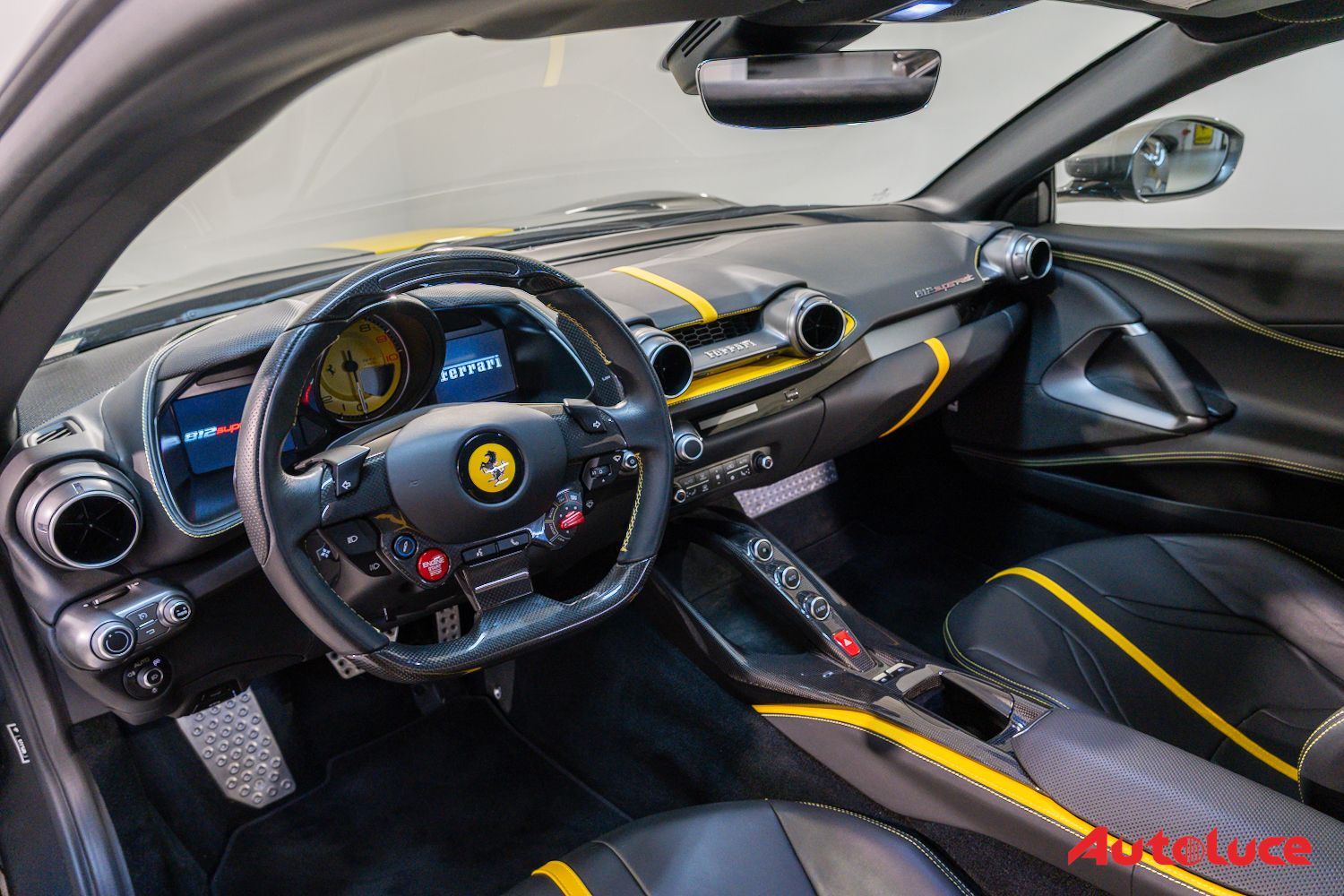 Ferrari 812 SUPERFAST 14