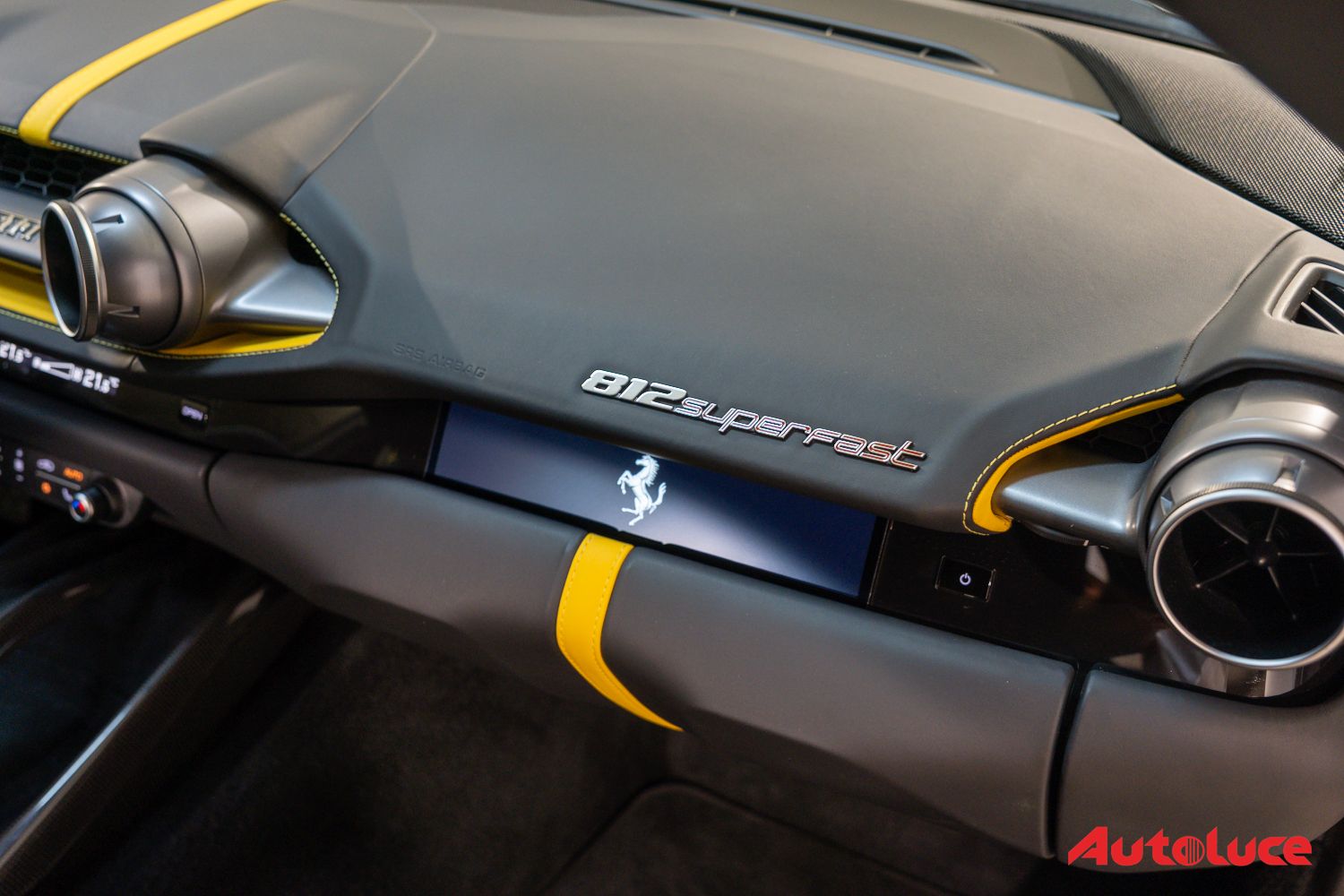 Ferrari 812 SUPERFAST 33