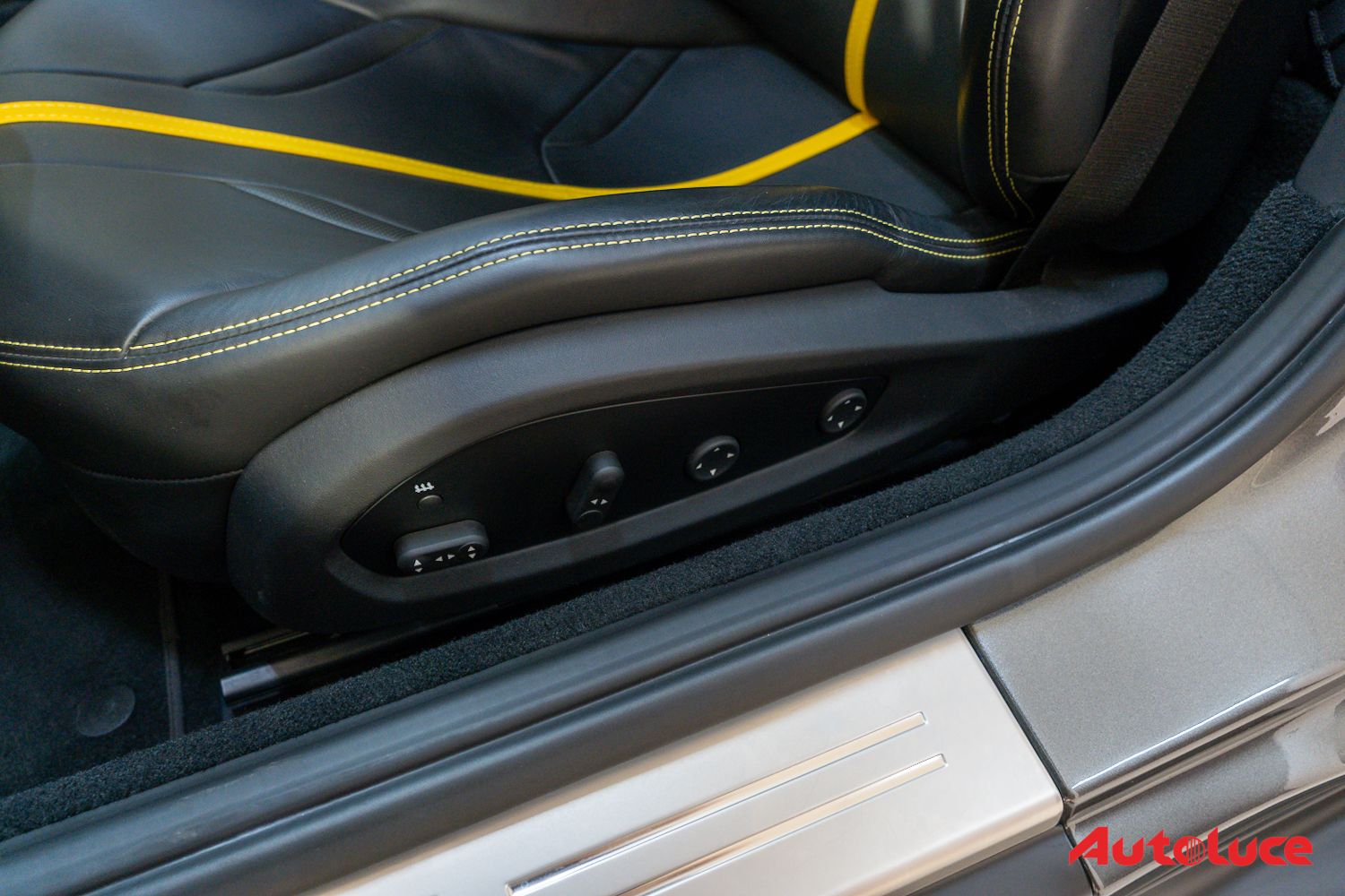 Ferrari 812 SUPERFAST 35