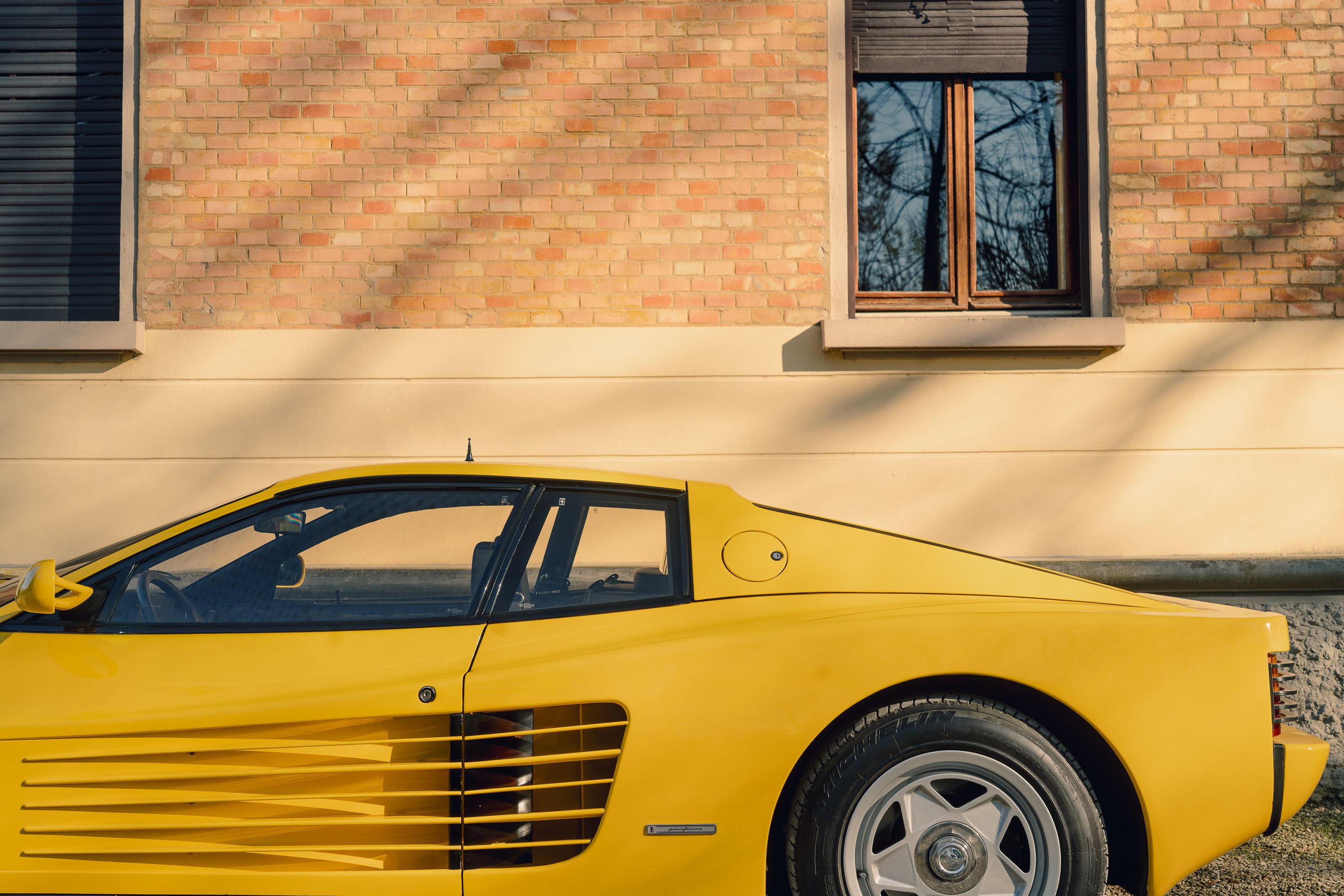 Ferrari TESTAROSSA MONODADO 61