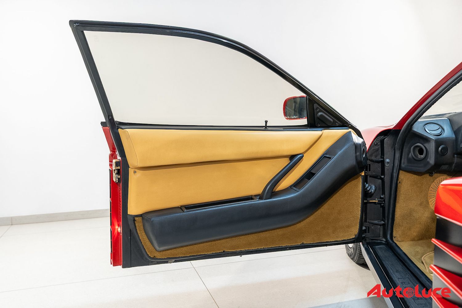 Ferrari TESTAROSSA MONODADO 26