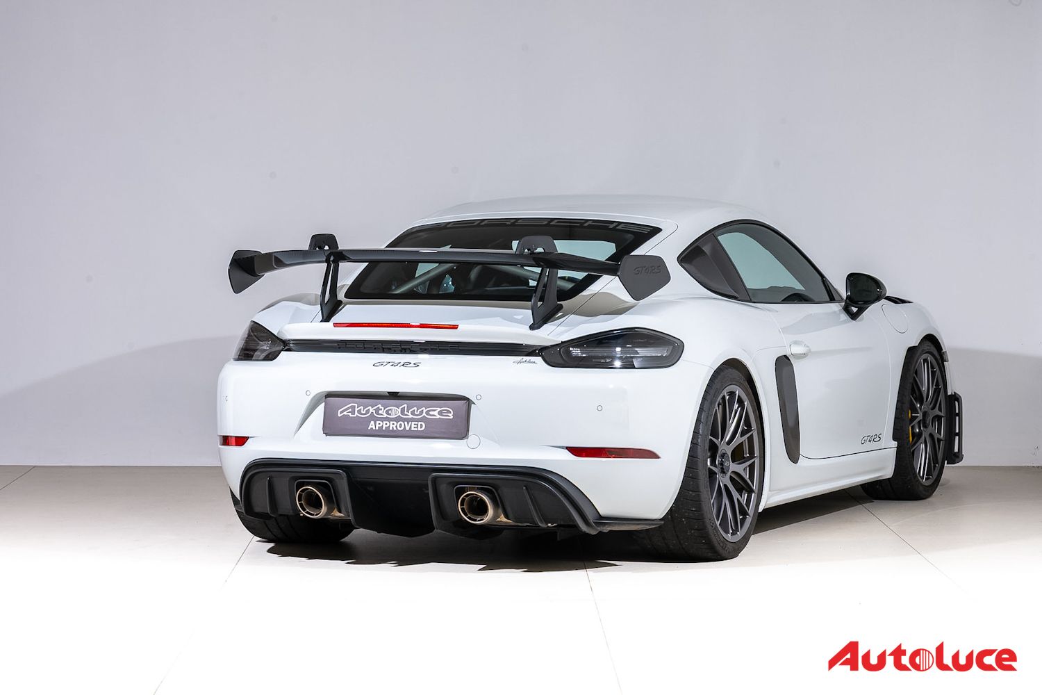 Porsche 718 CAYMAN GT4 RS WEISSACH 4