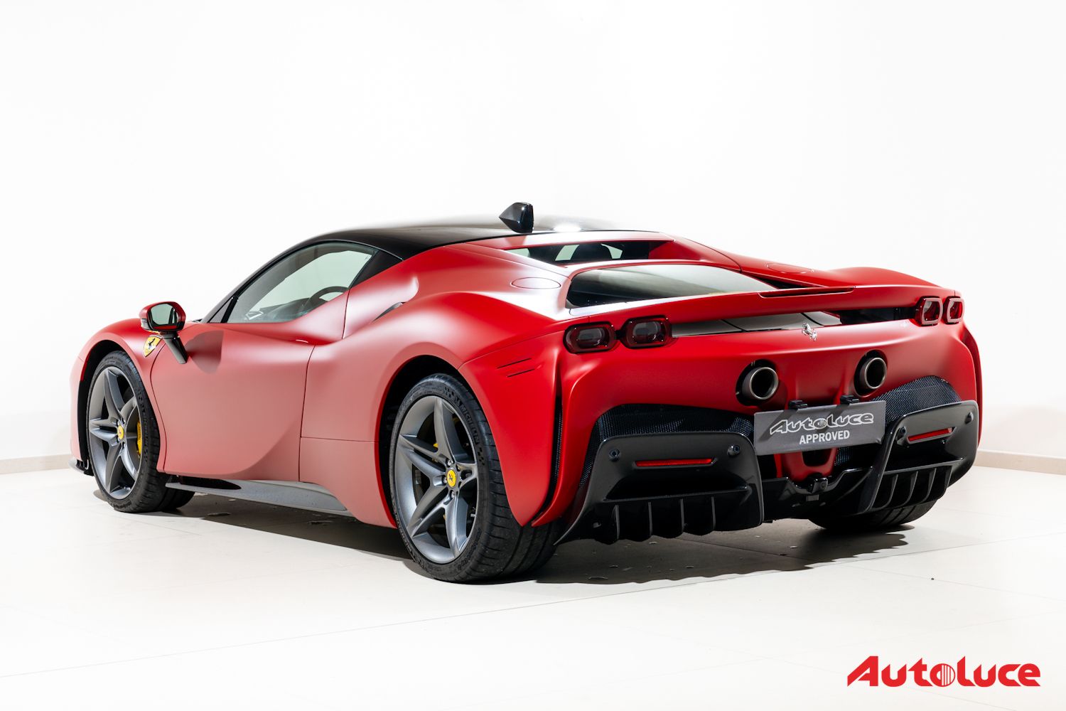 Ferrari SF90 STRADALE 6