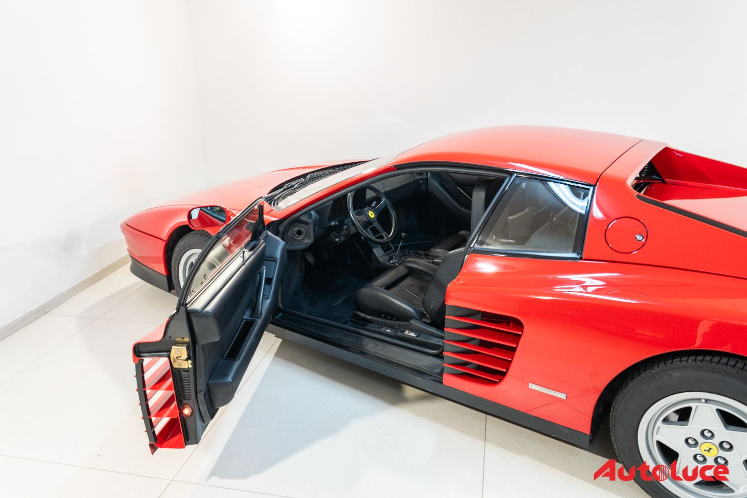Ferrari TESTAROSSA 13
