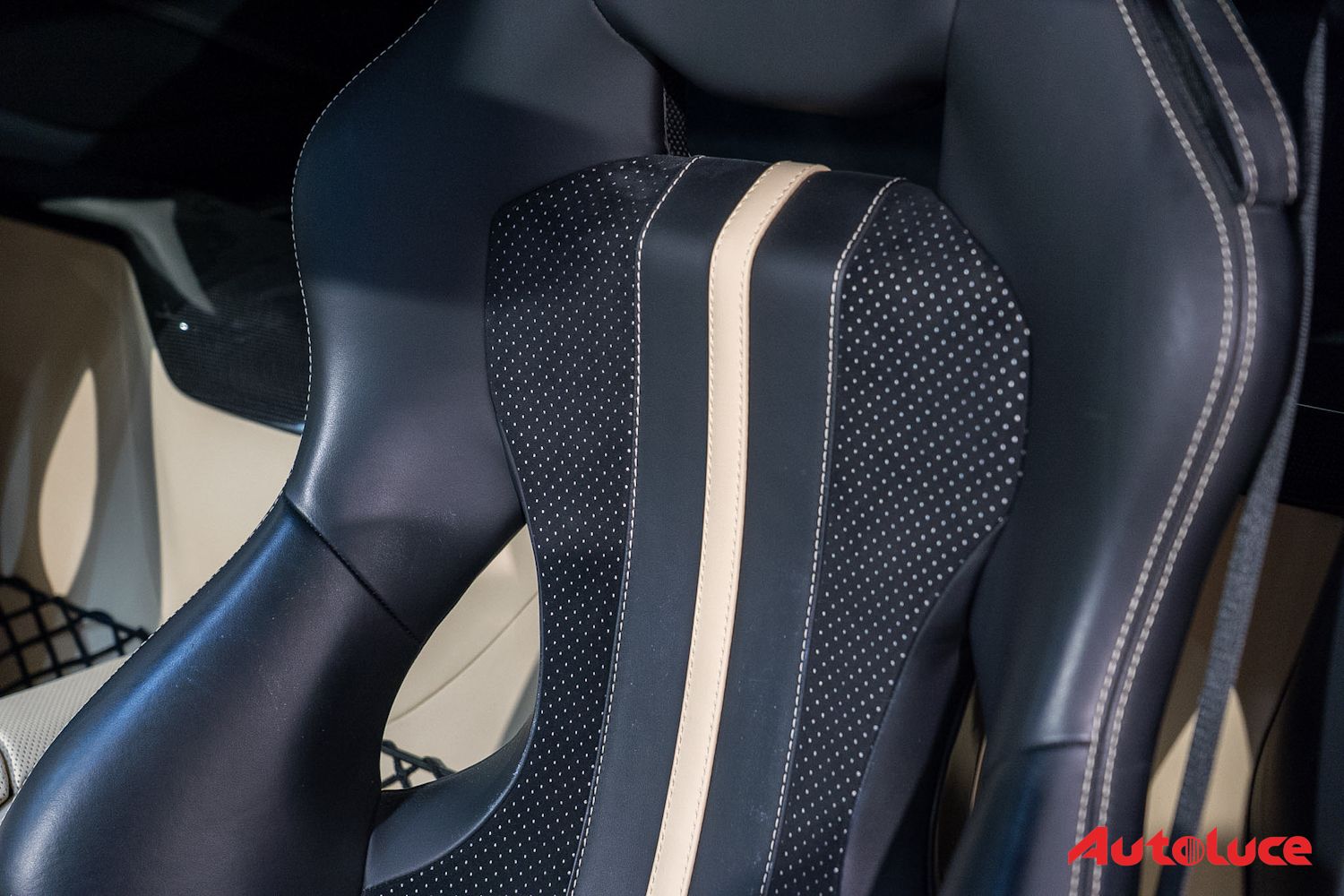 Ferrari 812 SUPERFAST 28