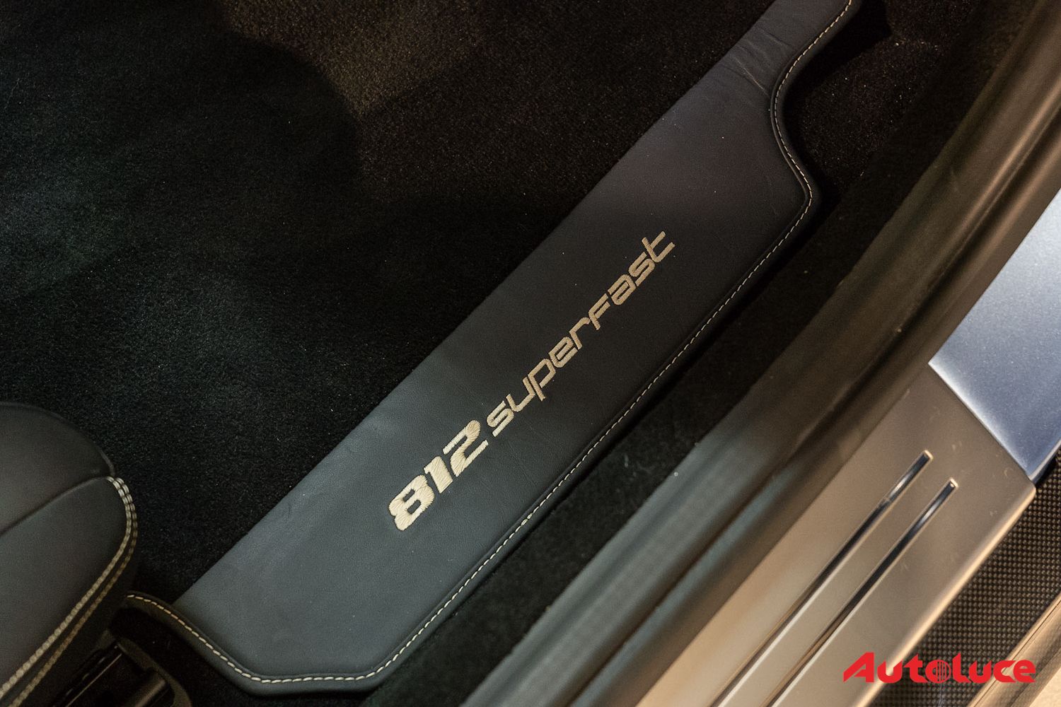 Ferrari 812 SUPERFAST 30