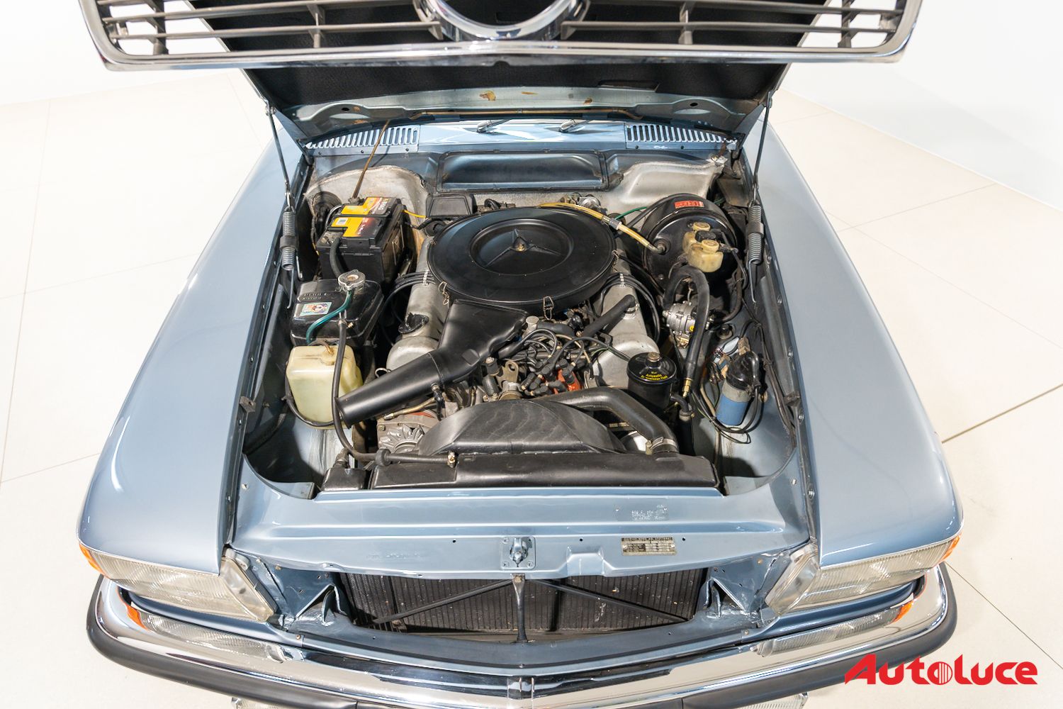 Mercedes-Benz SL 350 (R107) 35