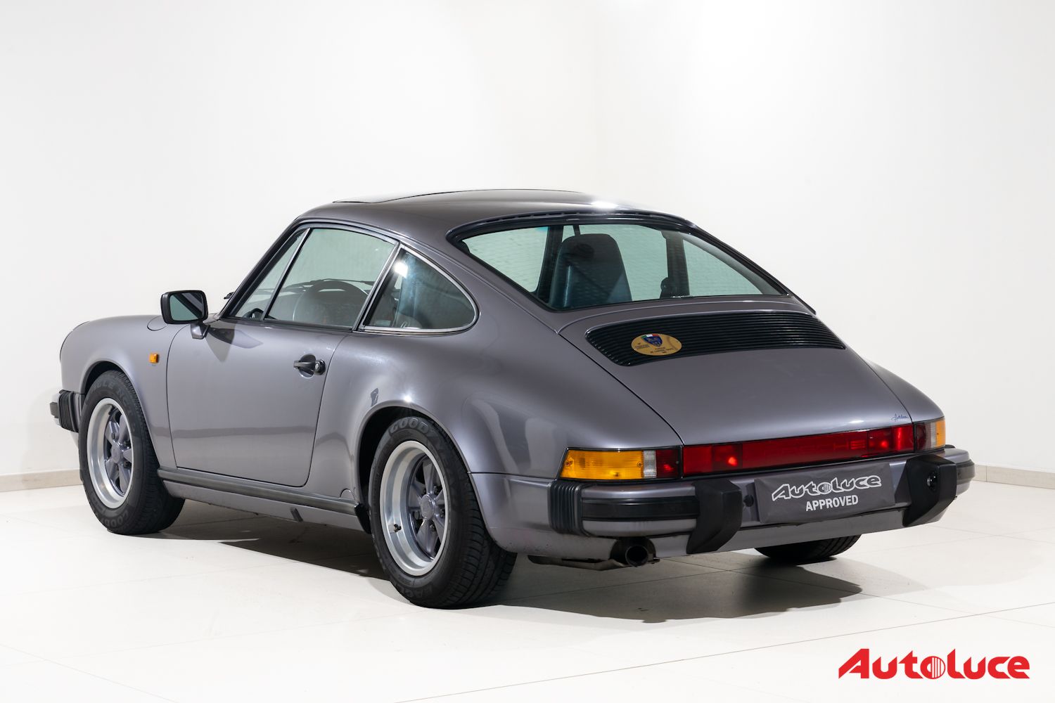 Porsche 911 3.2 CARRERA 'GIUBILEO' 6