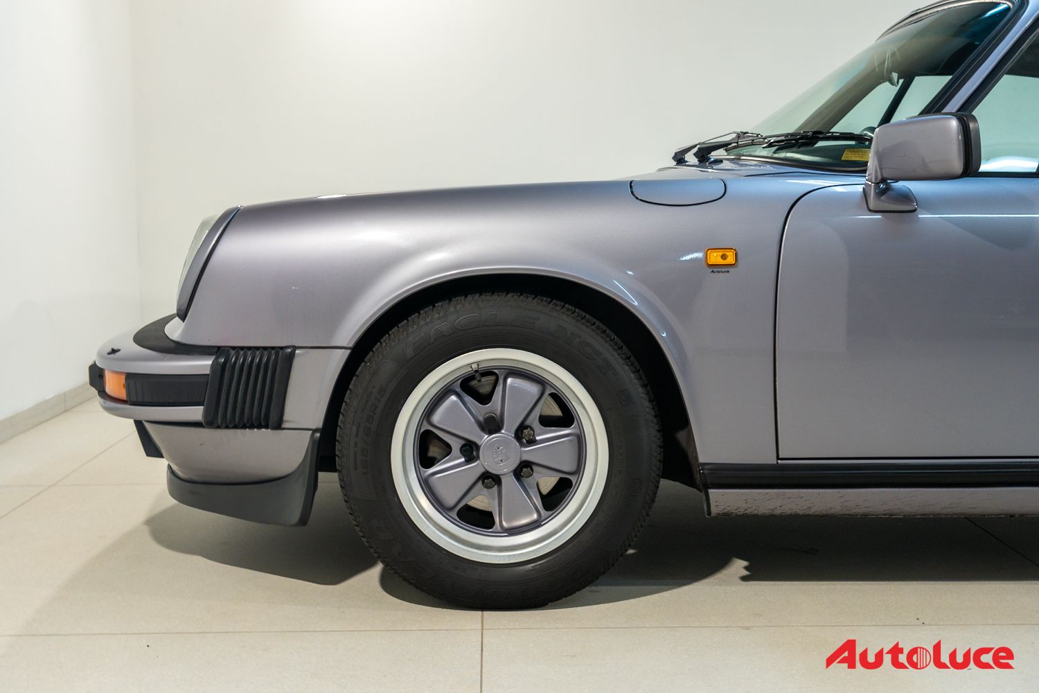 Porsche 911 3.2 CARRERA 'GIUBILEO' 7