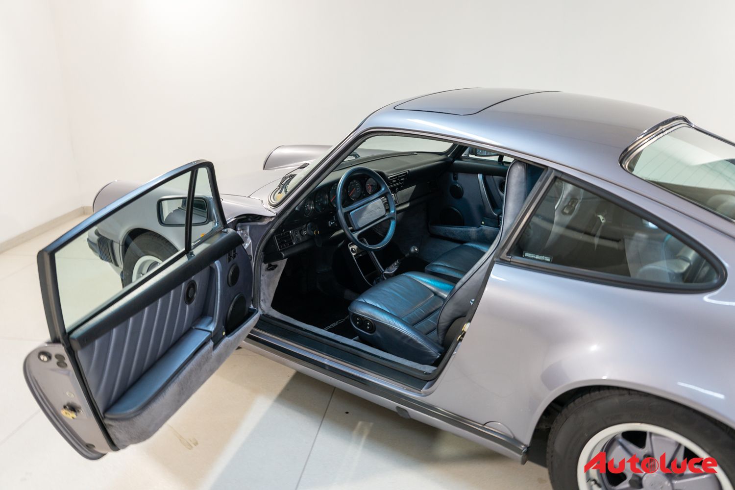 Porsche 911 3.2 CARRERA 'GIUBILEO' 10