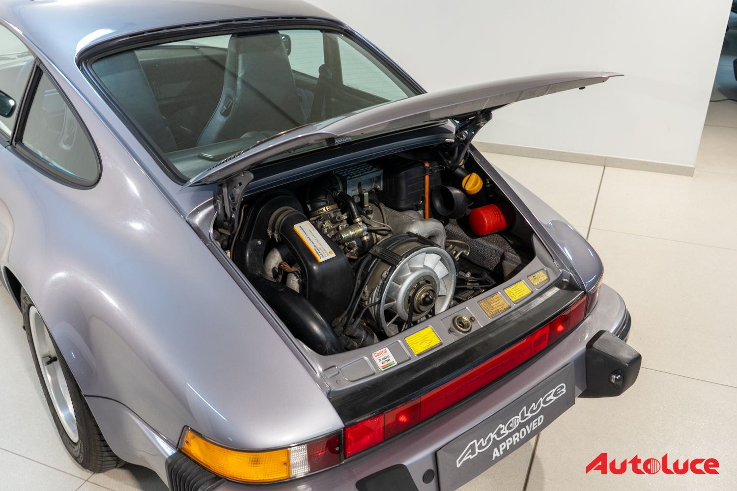 Porsche 911 3.2 CARRERA 'GIUBILEO' 33