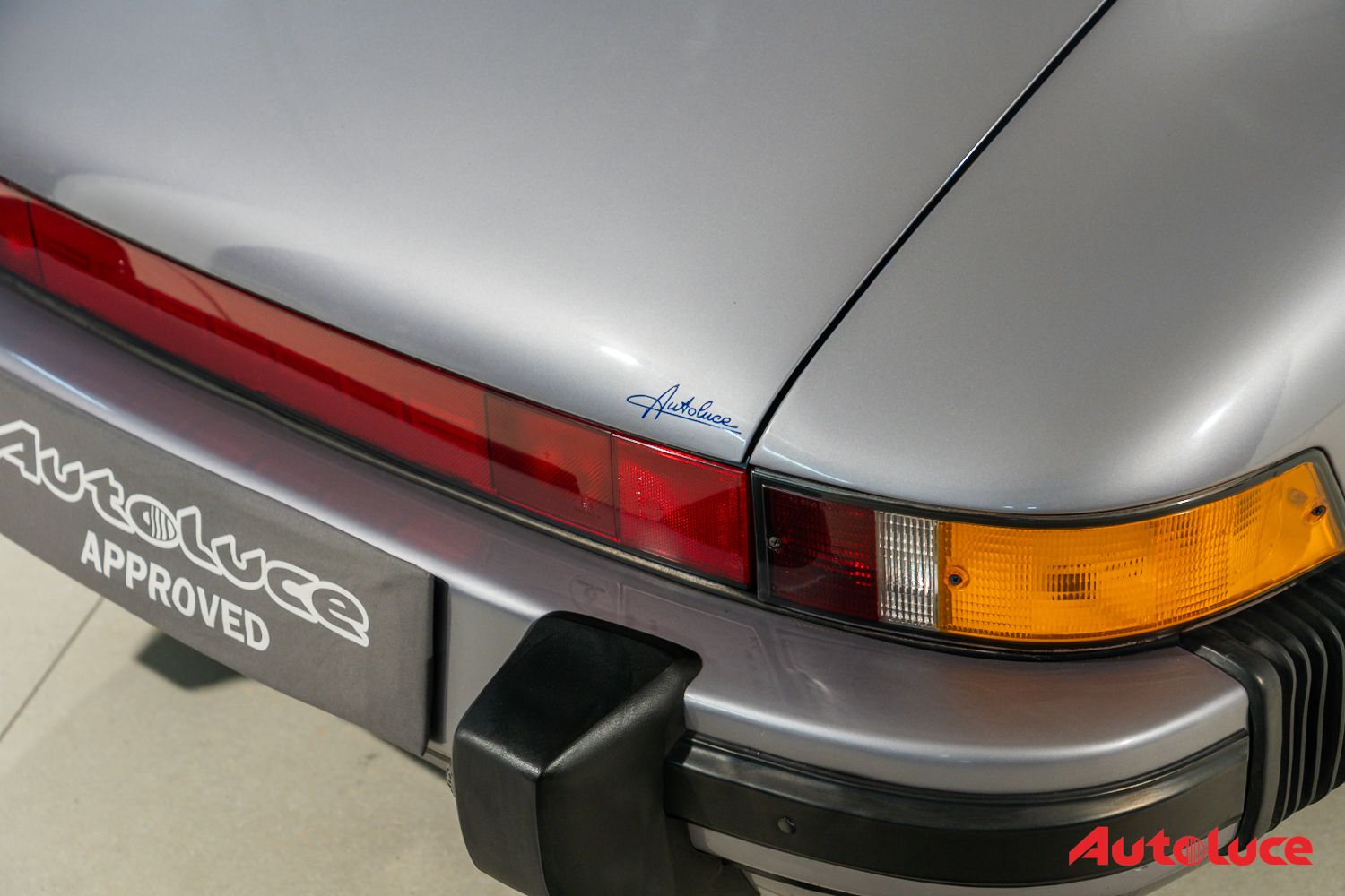 Porsche 911 3.2 CARRERA 'GIUBILEO' 42