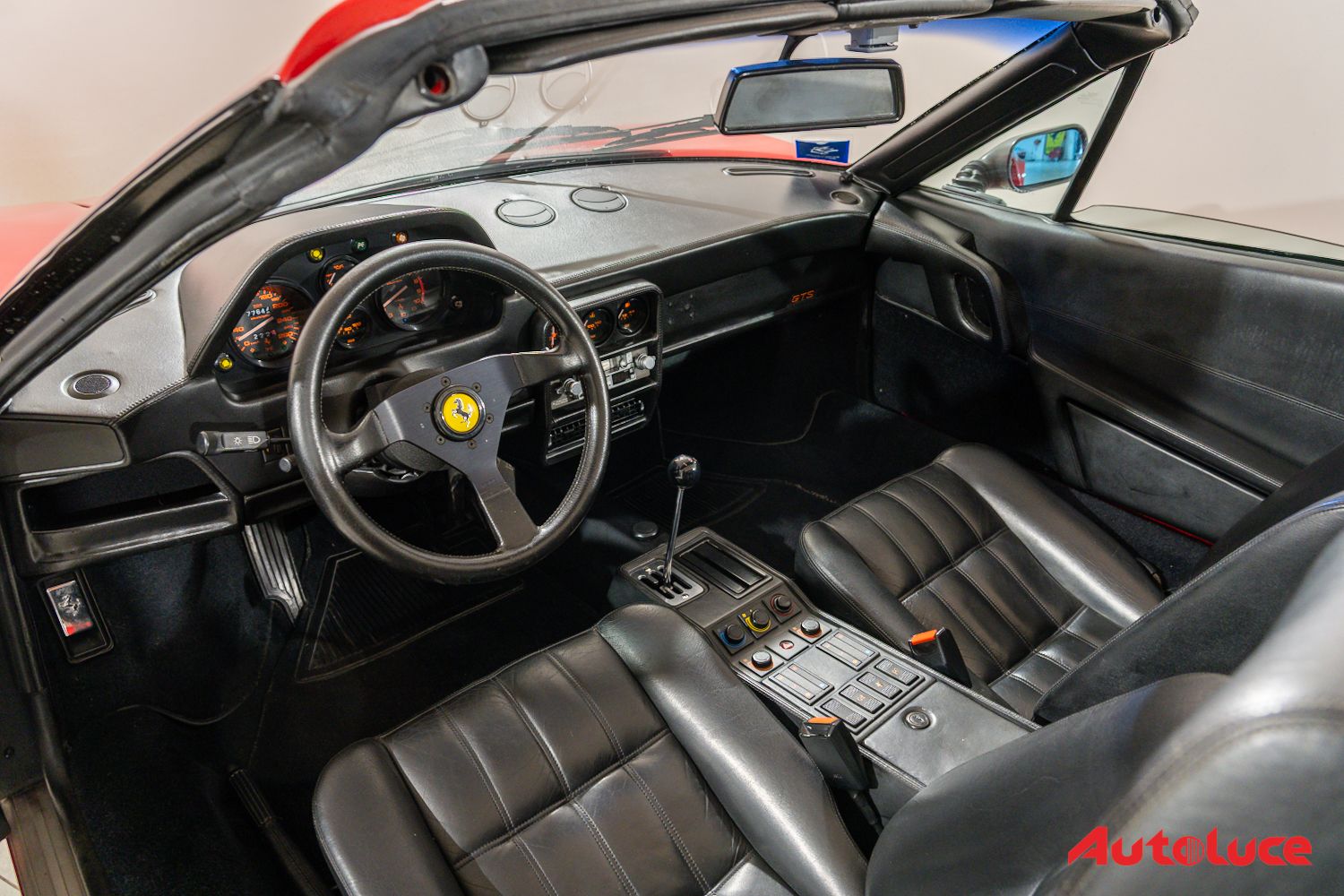 Ferrari 328 GTS 14
