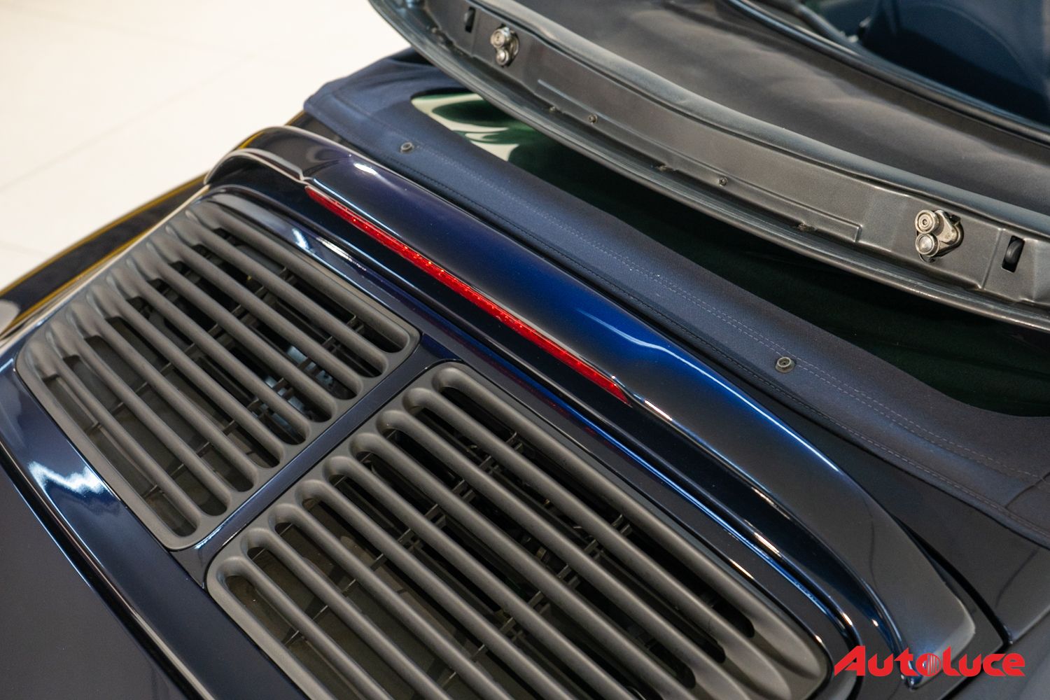 Porsche 993 CARRERA CABRIOLET 8