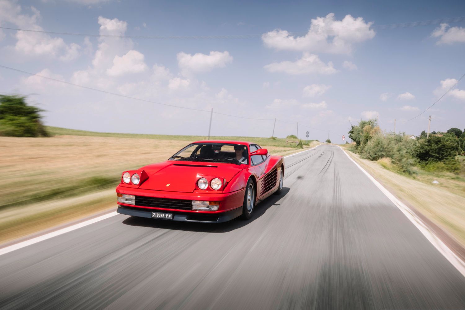 Ferrari TESTAROSSA MONOSPECCHIO 4