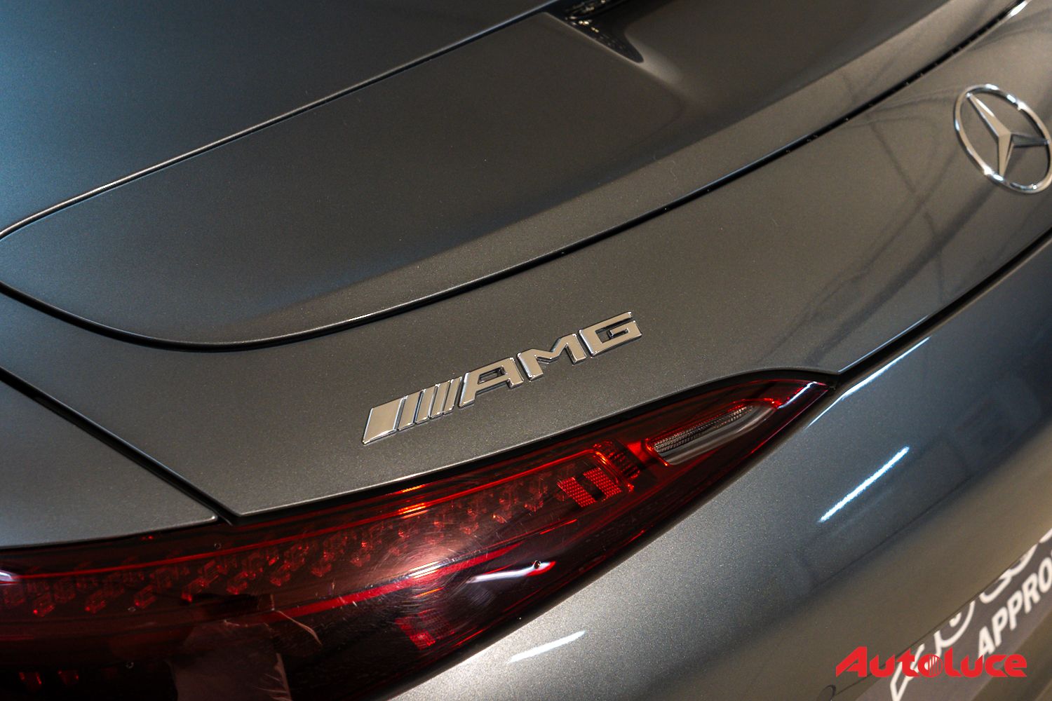 Mercedes-Benz SL 63 AMG 60