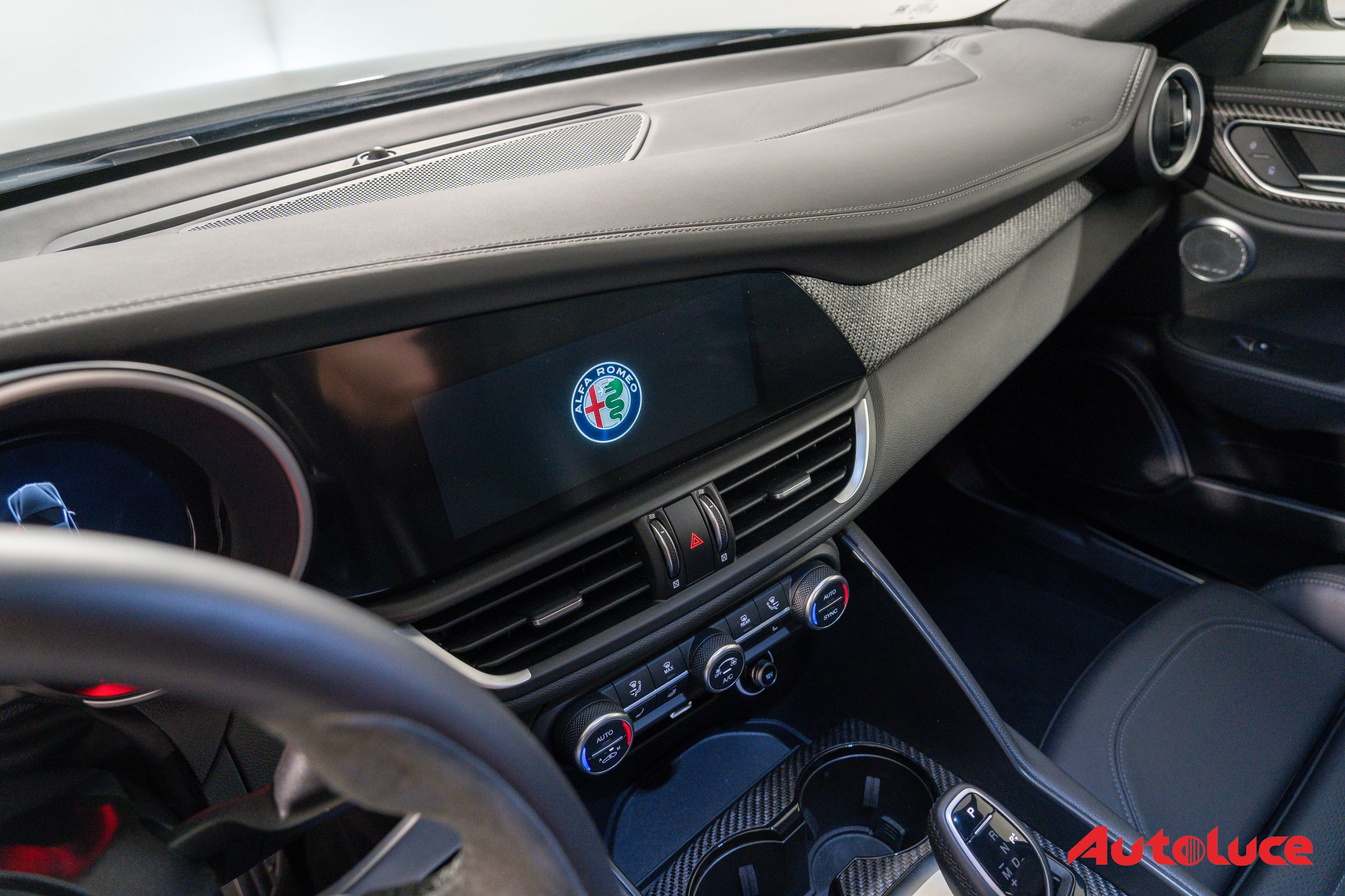 Alfa Romeo GIULIA QUADRIFOGLIO MY23 23