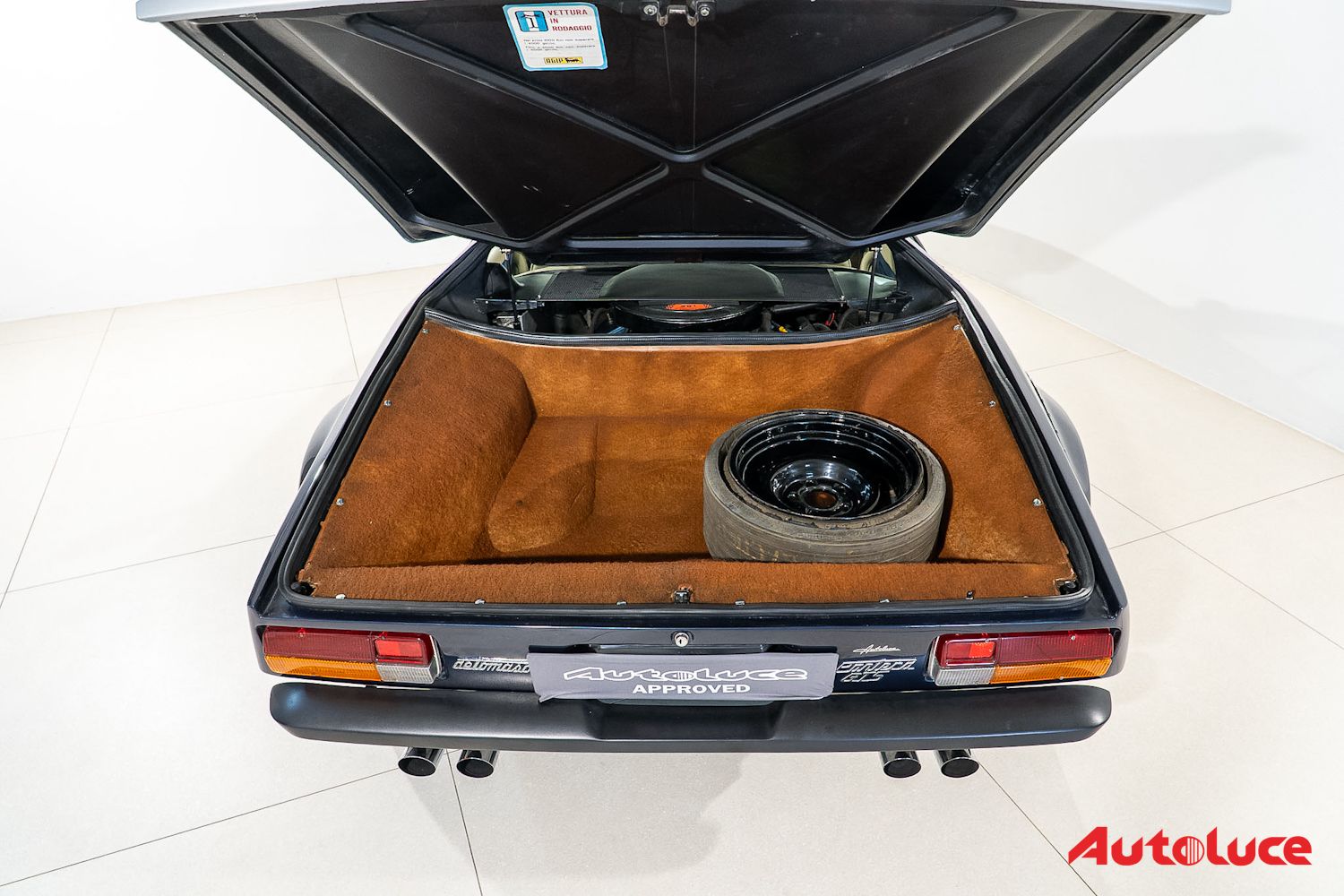 De Tomaso PANTERA GTS 38