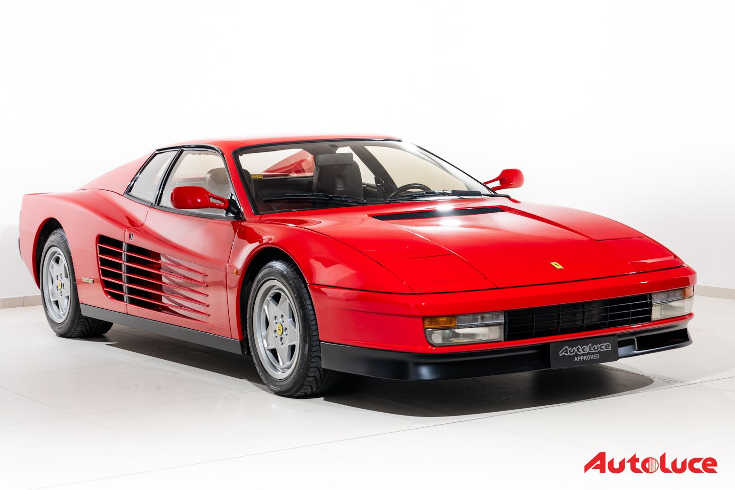 Ferrari TESTAROSSA 3
