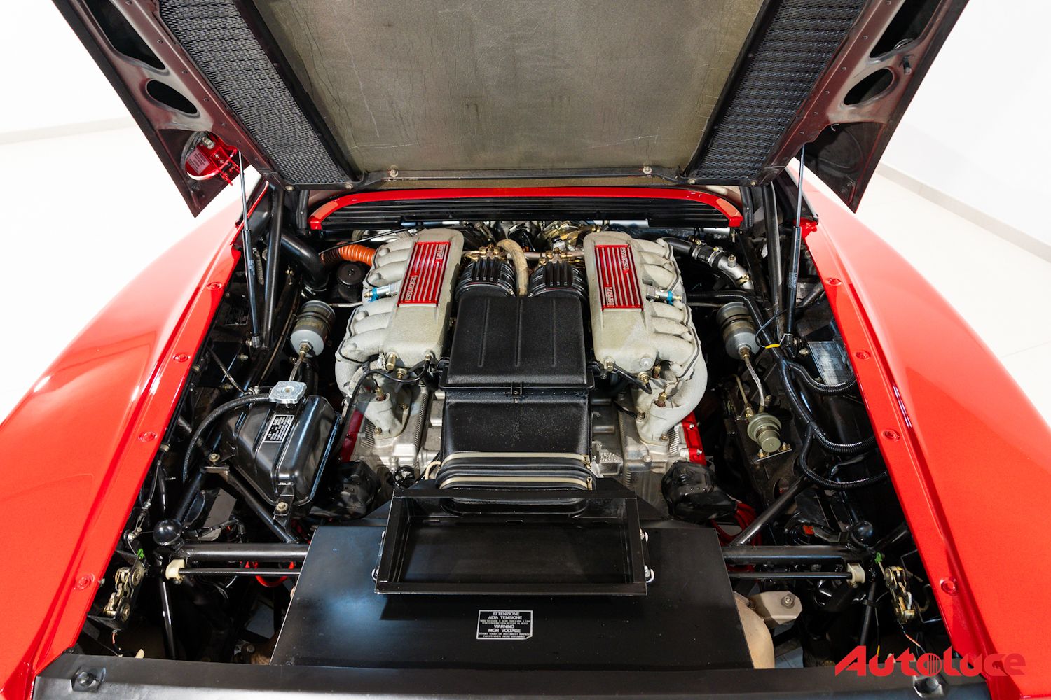 Ferrari TESTAROSSA 23