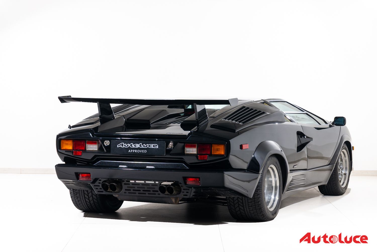 Lamborghini COUNTACH 25TH ANNIVERSARY 4