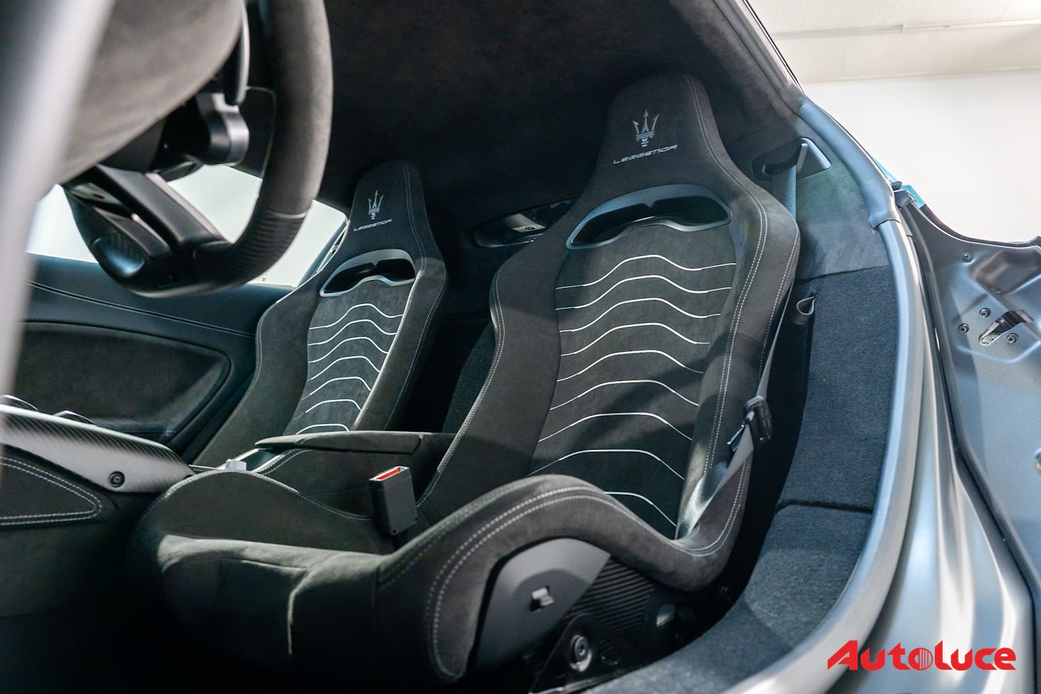 Maserati MC20 LEGGENDA 13