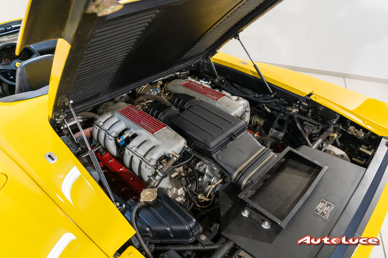Ferrari TESTAROSSA SPIDER PAVESI 33