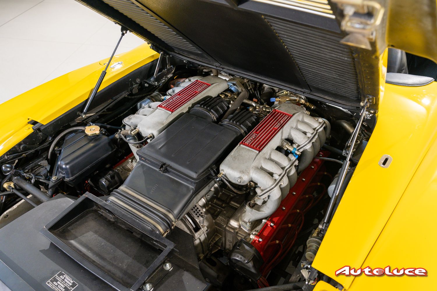 Ferrari TESTAROSSA SPIDER PAVESI 35