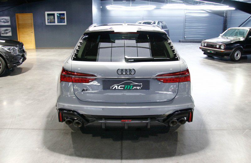 Audi RS6 Avant 8