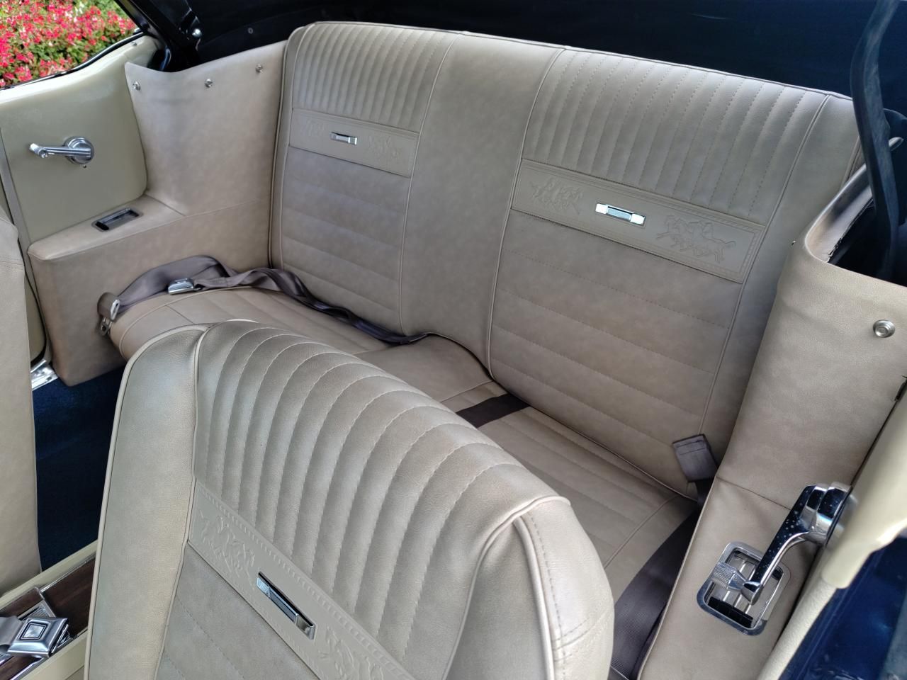 Ford MUSTANG cabriolet 289 boite manuelle 4, int Pony 2