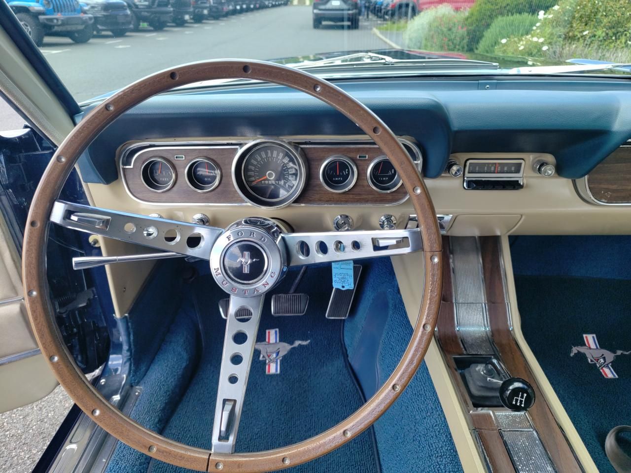 Ford MUSTANG cabriolet 289 boite manuelle 4, int Pony 4