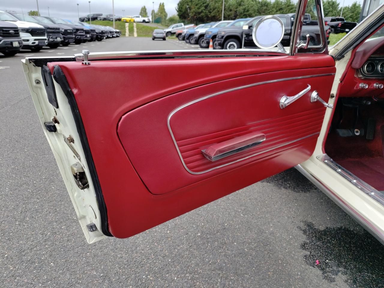 Ford MUSTANG V8 4.7 Litres, boite méca 4 7