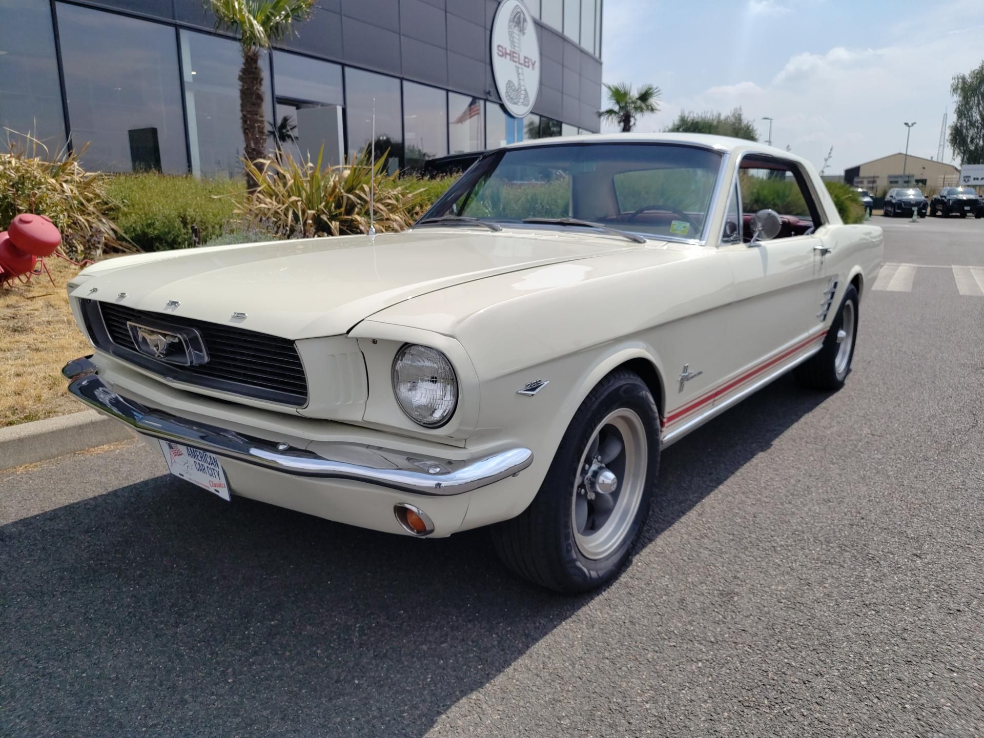 Ford MUSTANG V8 4.7 Litres, boite méca 4 15