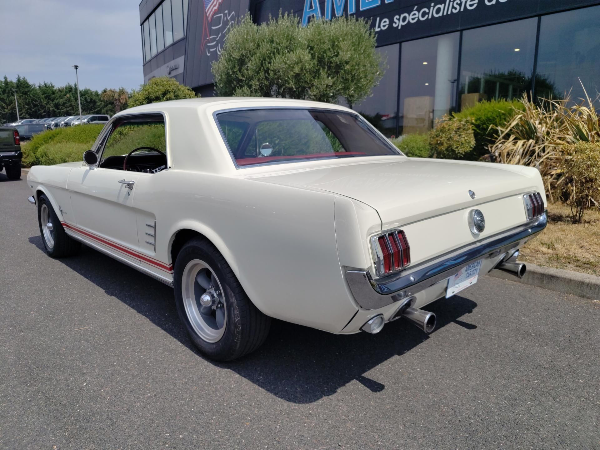Ford MUSTANG V8 4.7 Litres, boite méca 4 17