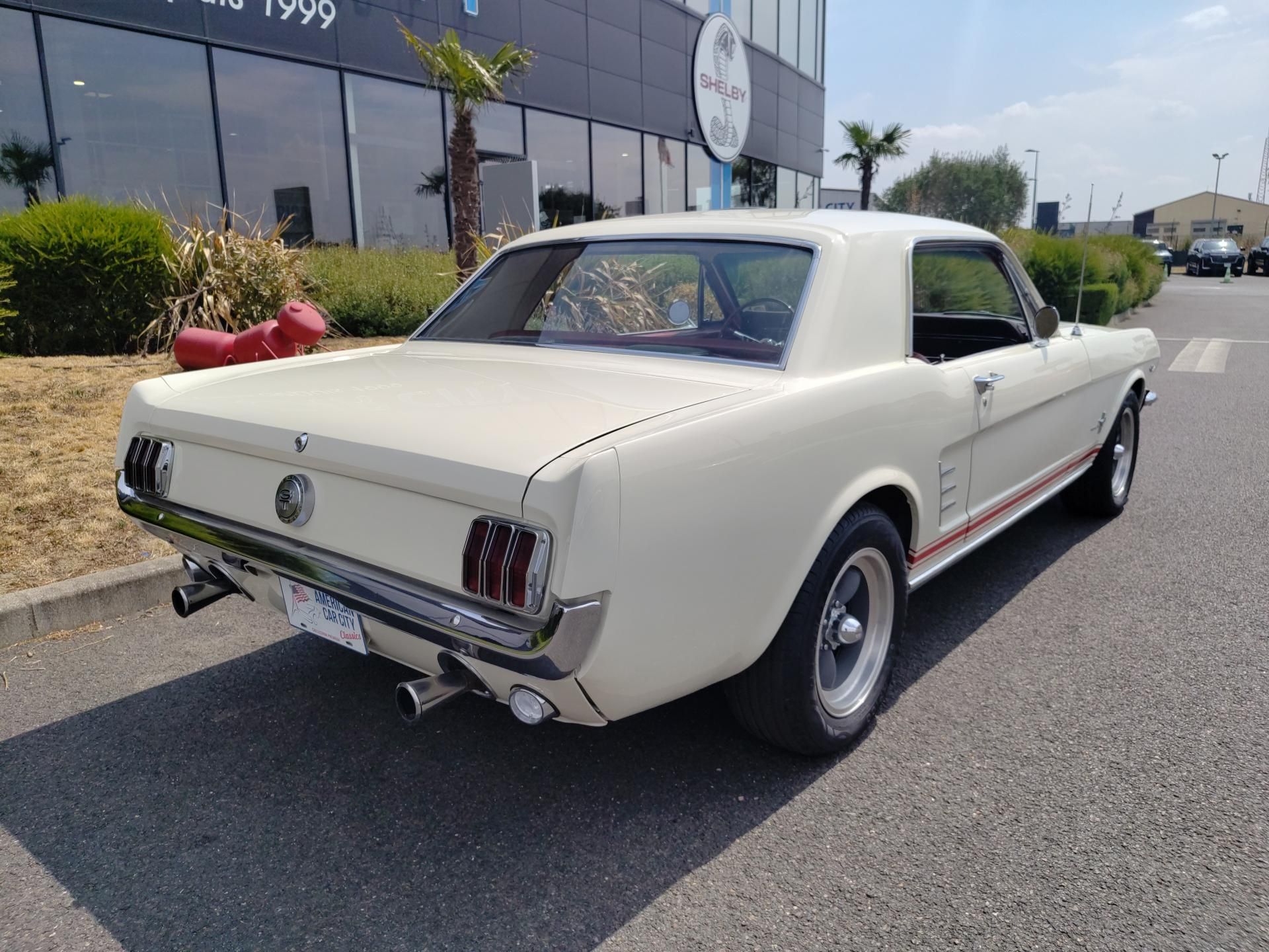 Ford MUSTANG V8 4.7 Litres, boite méca 4 21